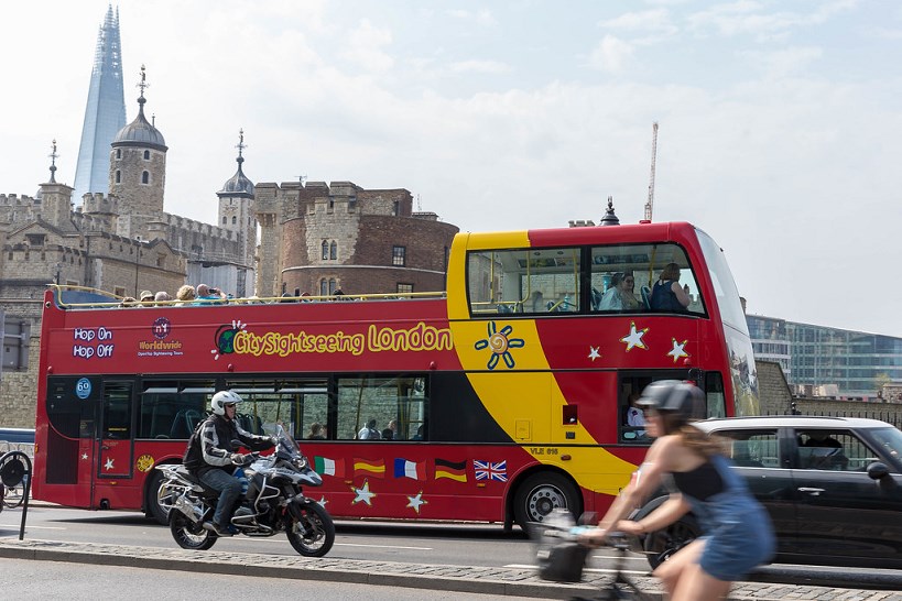 London: City Sightseeing Hop-On Hop-Off Bus Tour