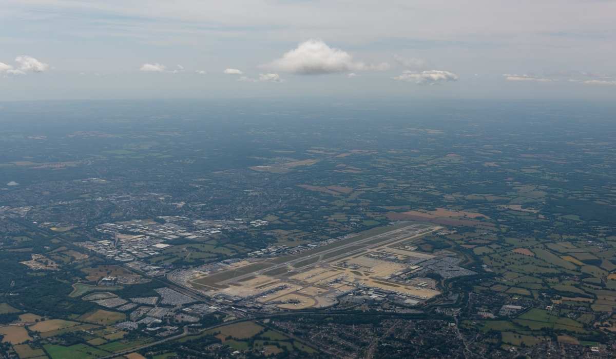 From Gatwick airport to London timeline