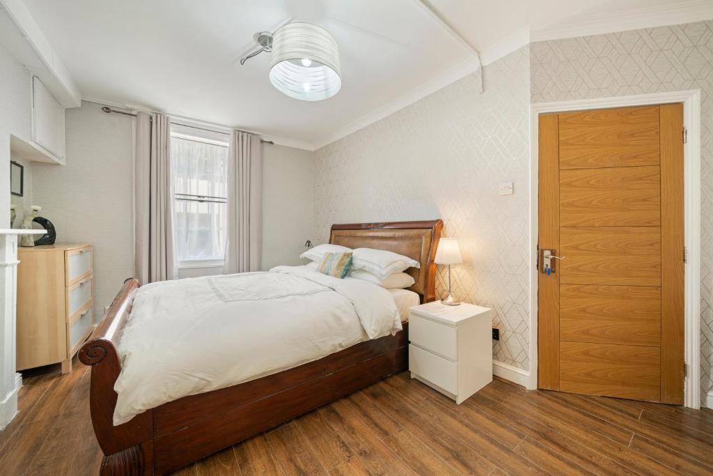 Central London Rooms @booking.com