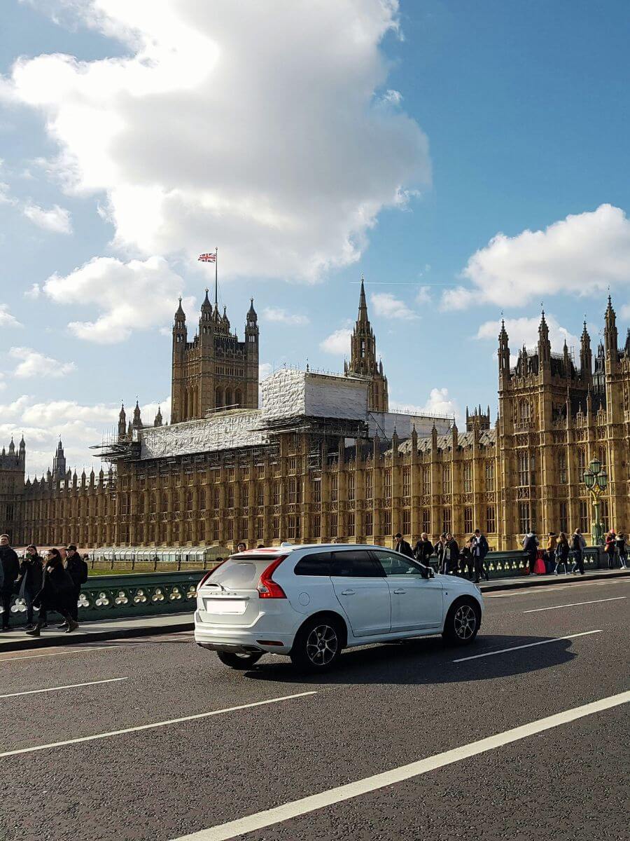 uber Get to Heathrow Airport from London